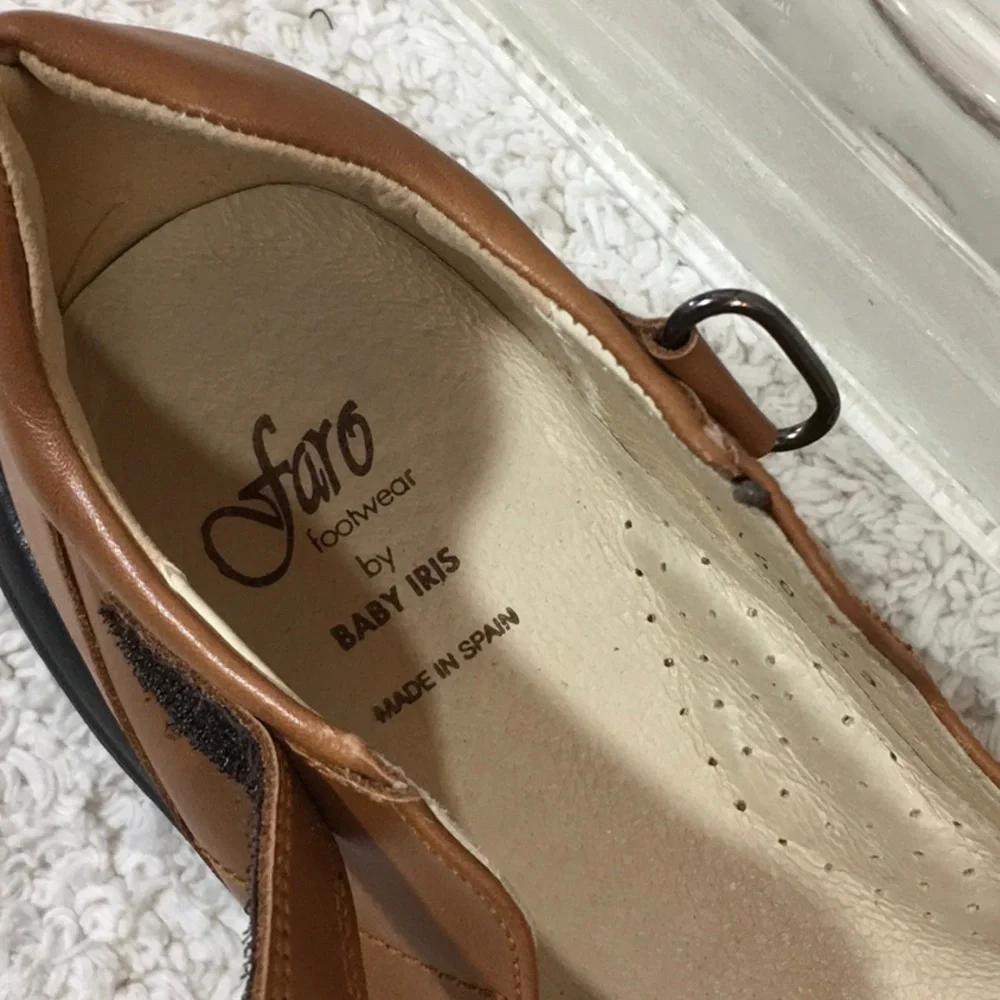Faro Footwear leather Mary Janes
